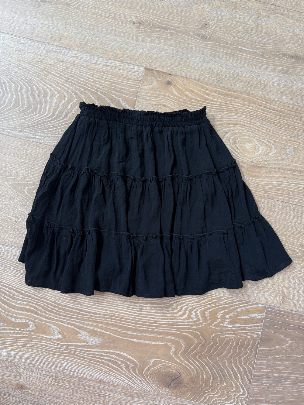 NWT Giani Bini Girls Size Medium Black Tiered Ruffle Skirt